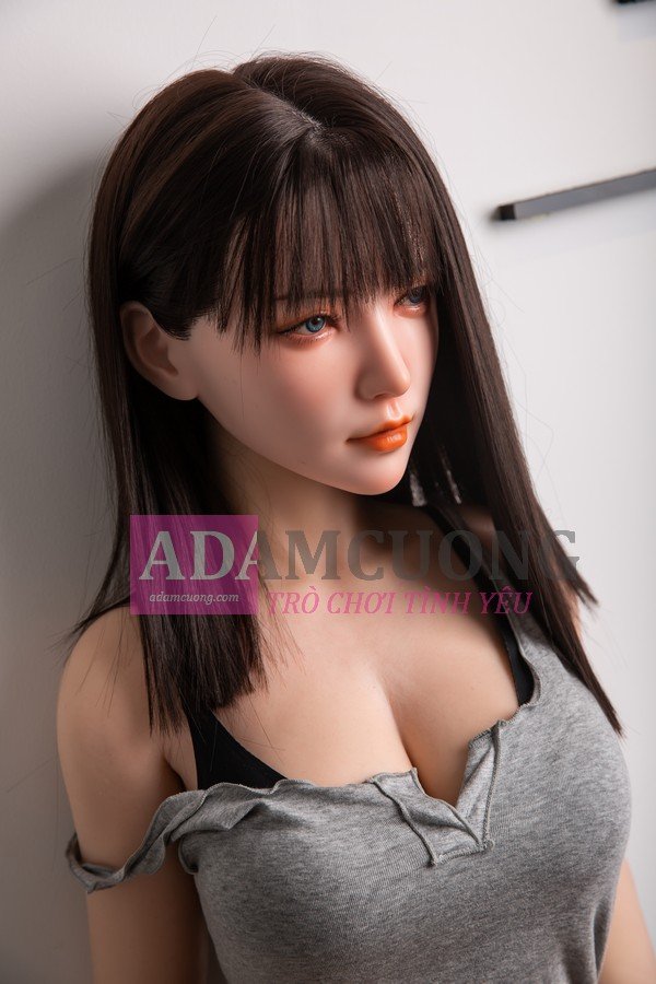 0U9A4743