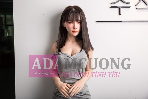 0U9A4744