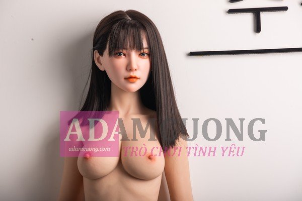 0U9A4912
